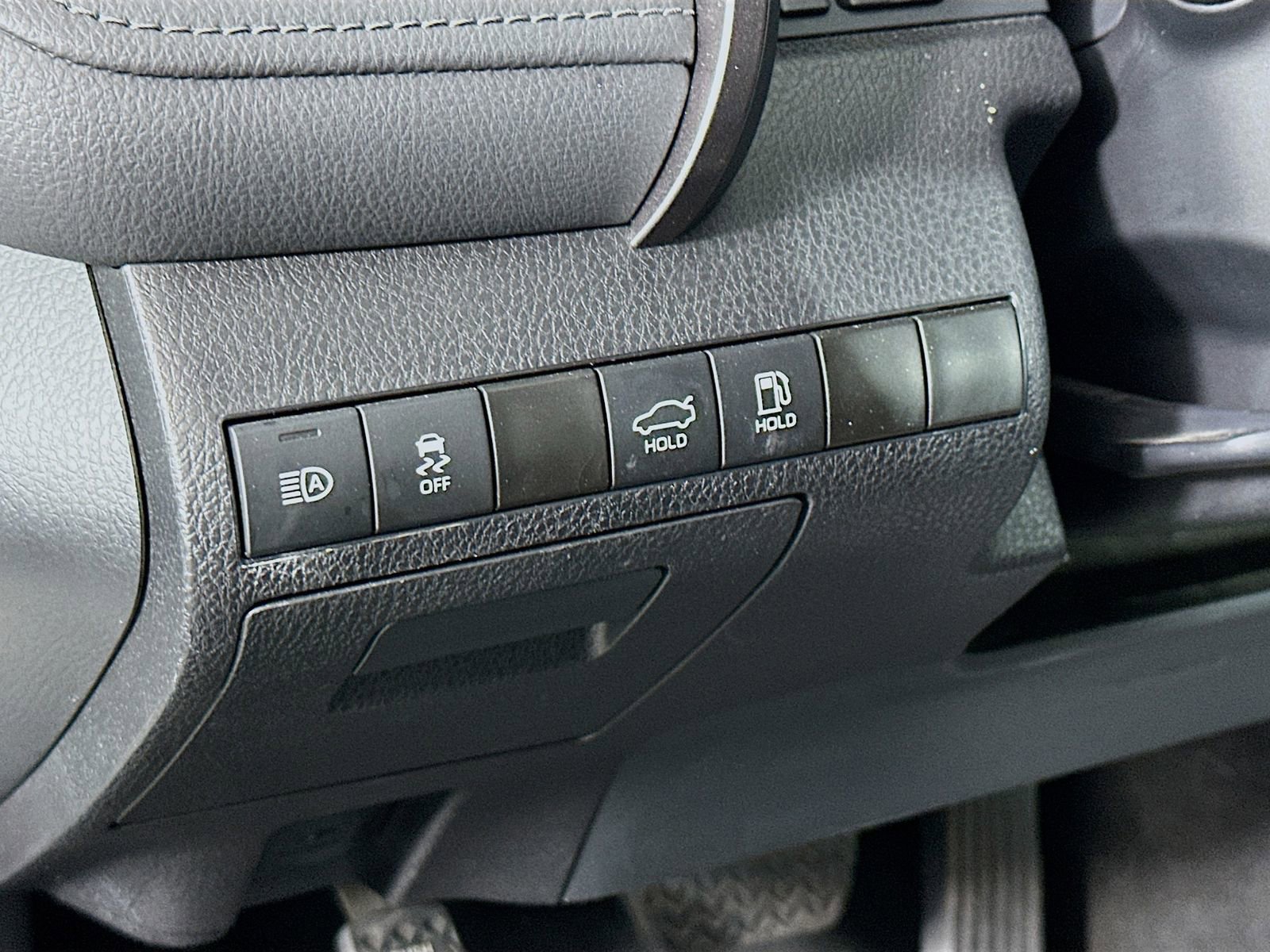 Used 2024 Toyota Camry LE image 11