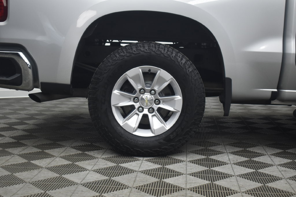 Used 2020 Chevrolet Silverado 1500 LT w/ Fleet Comfort Package AWD/4WD image 25