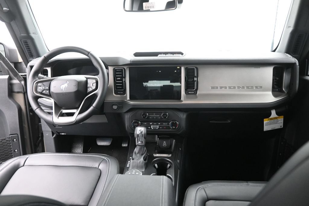 New 2026 Ford Bronco Outer Banks AWD/4WD image 25