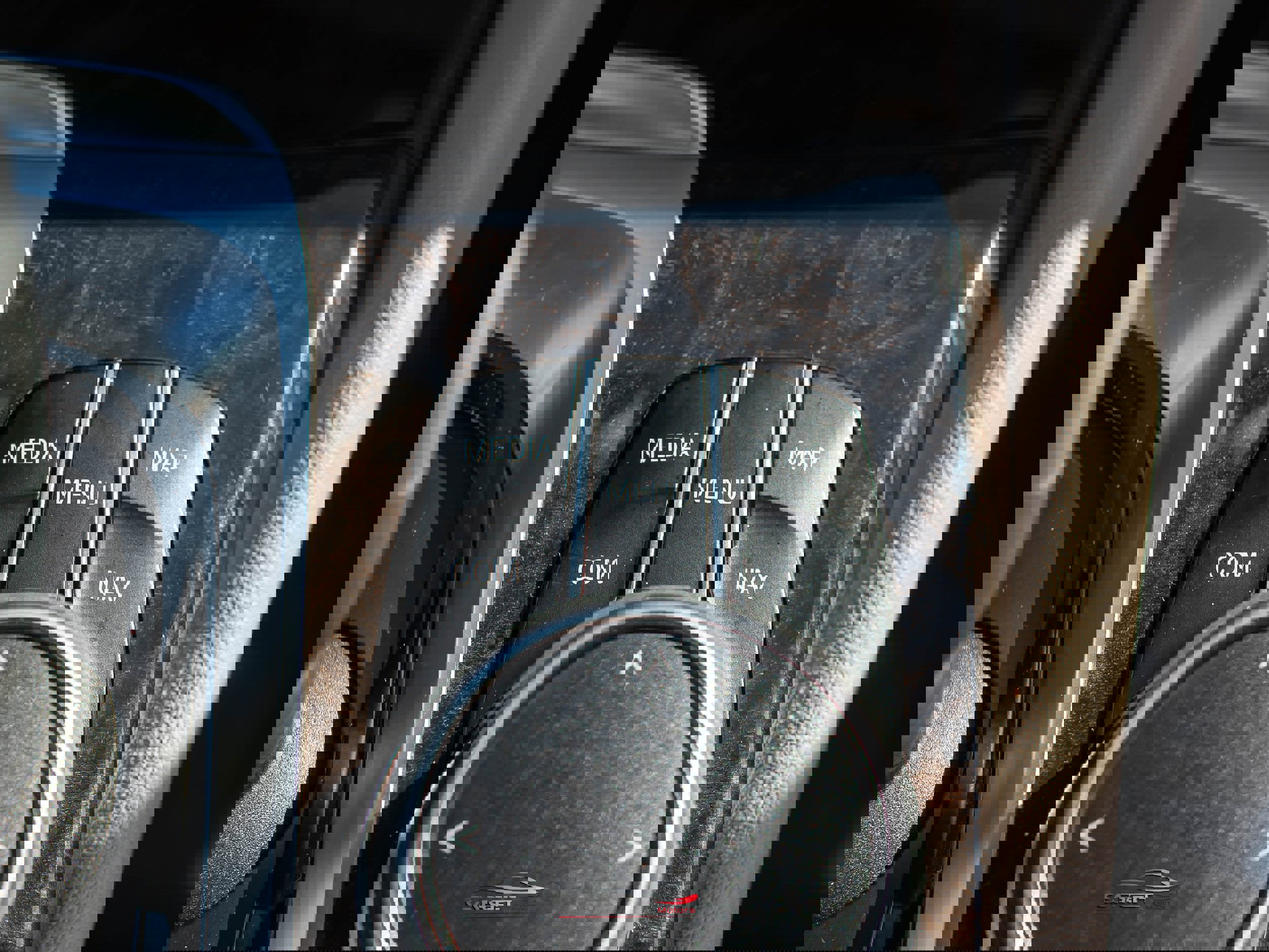 Used 2018 BMW 530i xDrive image 37