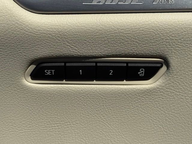 Used 2024 Cadillac XT5 Premium Luxury w/ Technology Package image 18