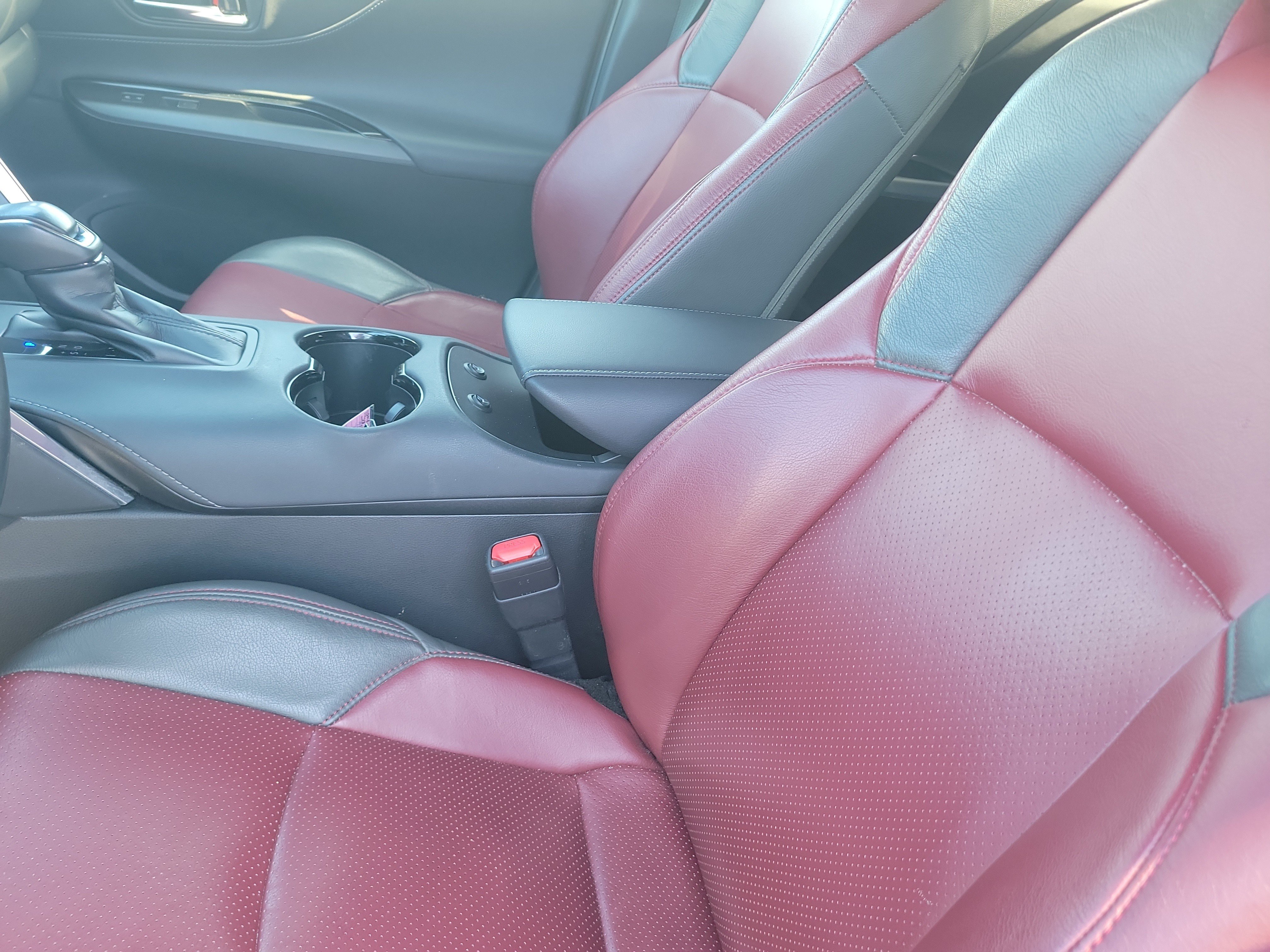 Used 2021 Toyota Venza LE AWD/4WD image 20