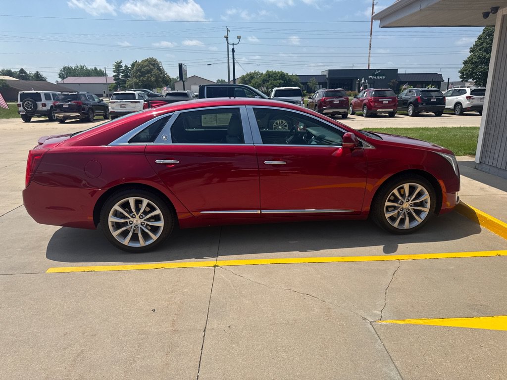 Used 2015 Cadillac XTS Luxury w/ Driver Awareness Package AWD/4WD image 2