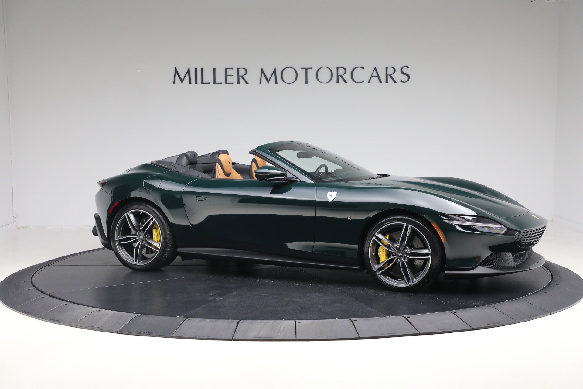 Certified 2025 Ferrari Roma Spider image 11