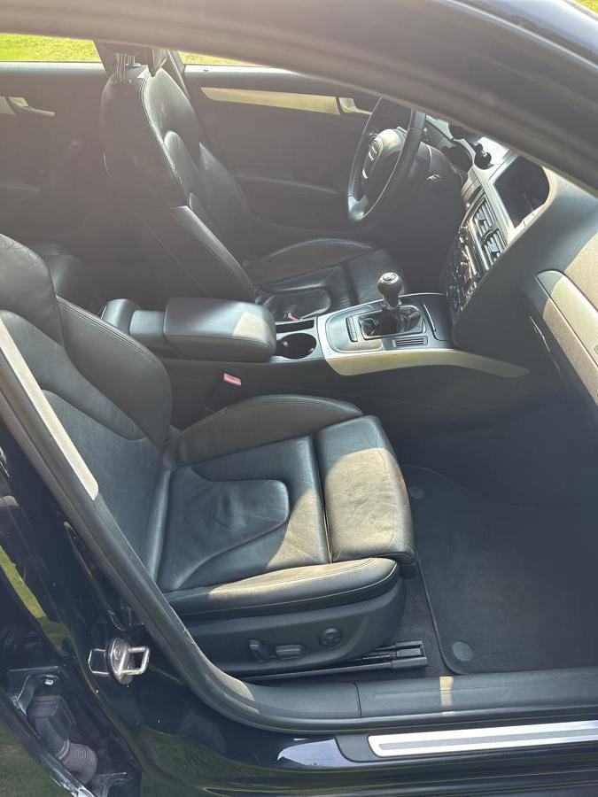 Used 2009 Audi A4 2.0T Premium image 2