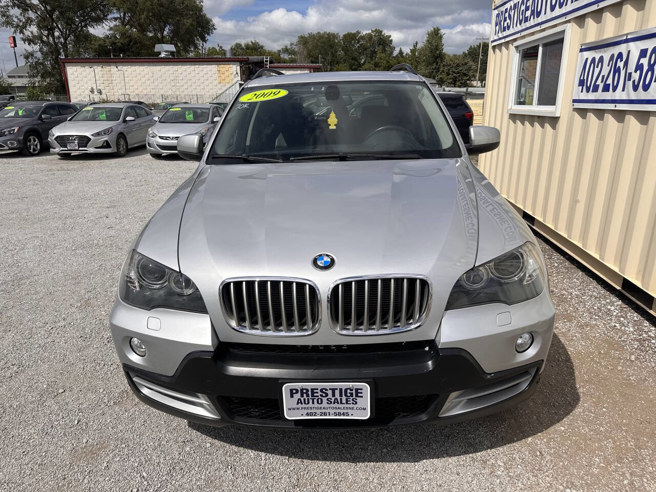 Used 2009 BMW X5 xDrive48i image 2