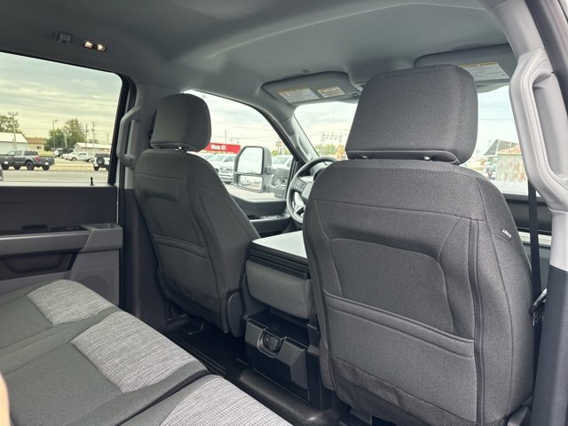 New 2026 Ford F350 XLT w/ Snow Plow/Camper Package image 33