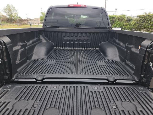 Certified 2025 Nissan Frontier SV RWD image 13