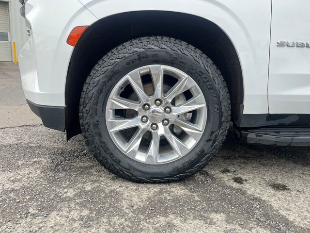 Used 2023 Chevrolet Suburban Premier image 26