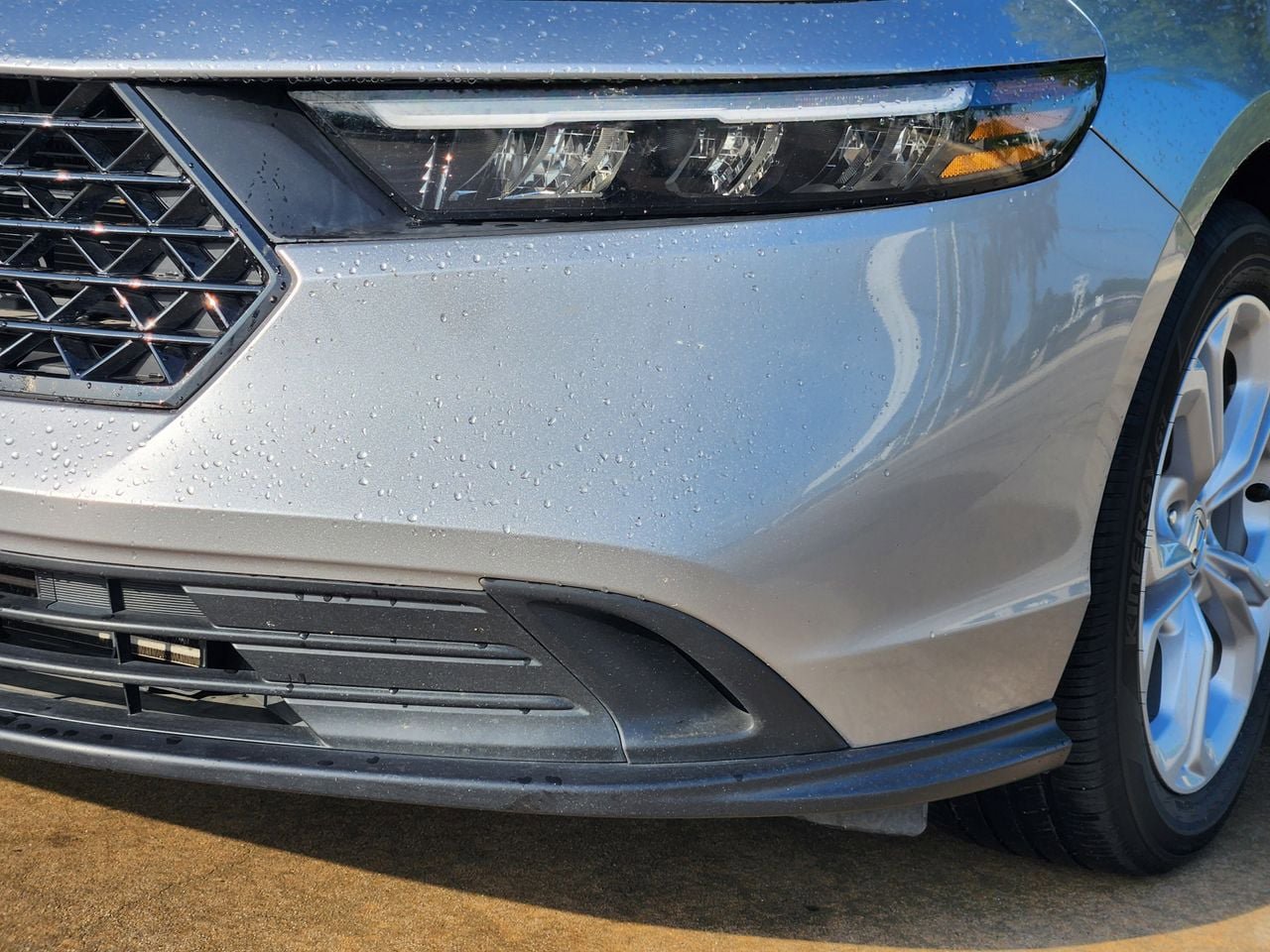Used 2024 Honda Accord LX image 9