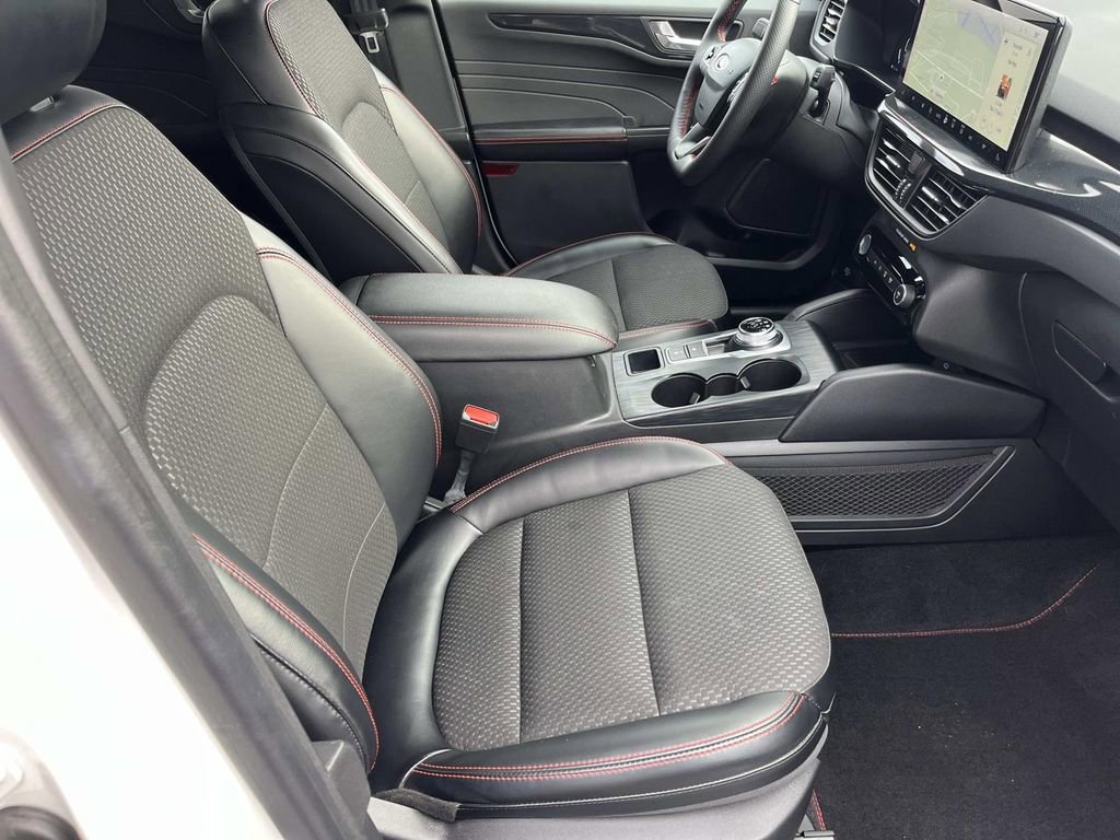 Used 2023 Ford Escape ST-Line Select w/ Tech Pack #2 image 29