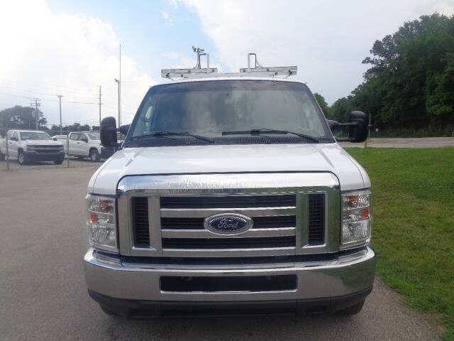 Used 2019 Ford E-350 and Econoline 350 Super Duty w/ Power Windows & Locks Group RWD image 13