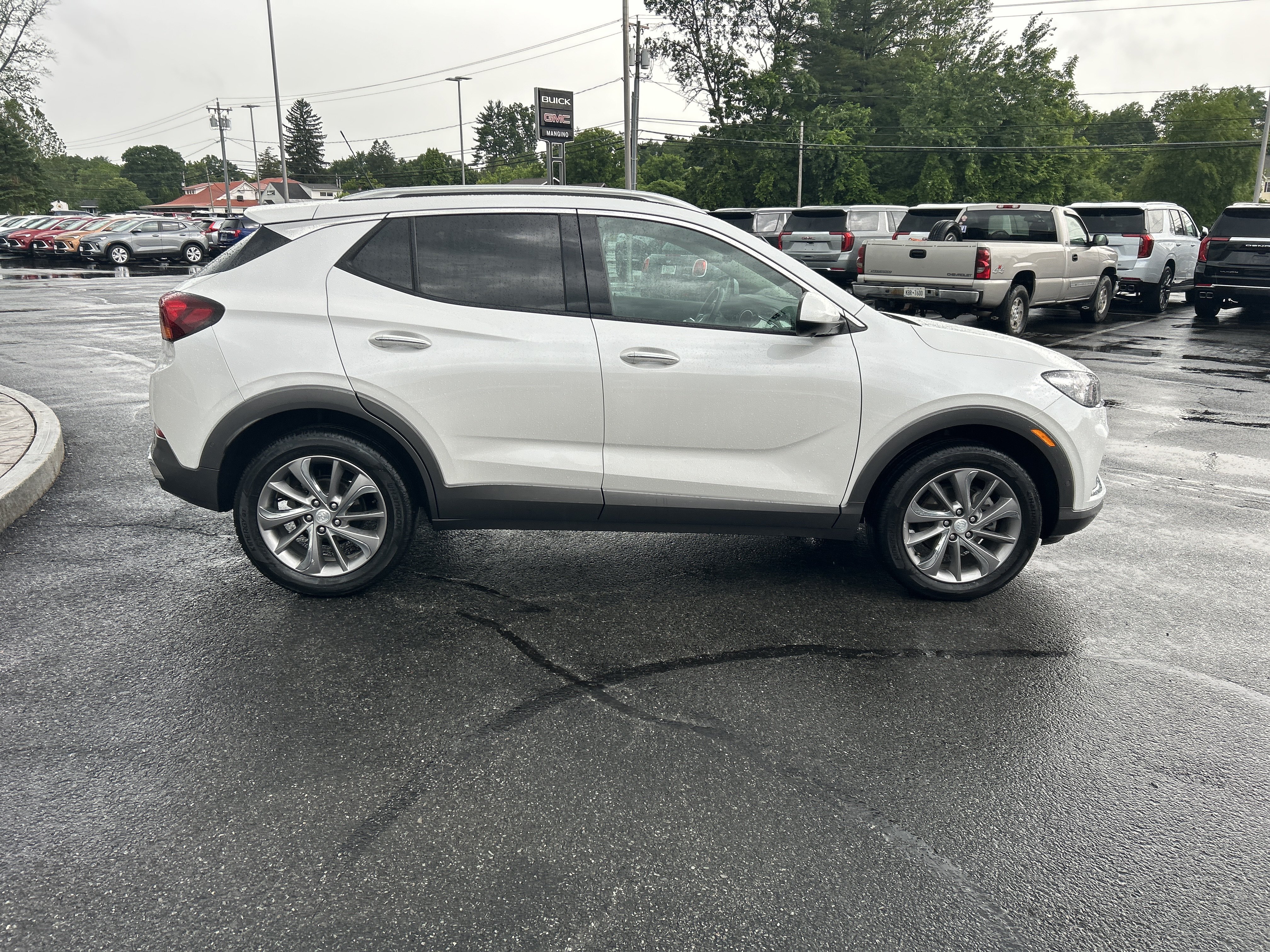 Certified 2023 Buick Encore GX Essence w/ Advanced Technology Package AWD/4WD image 13