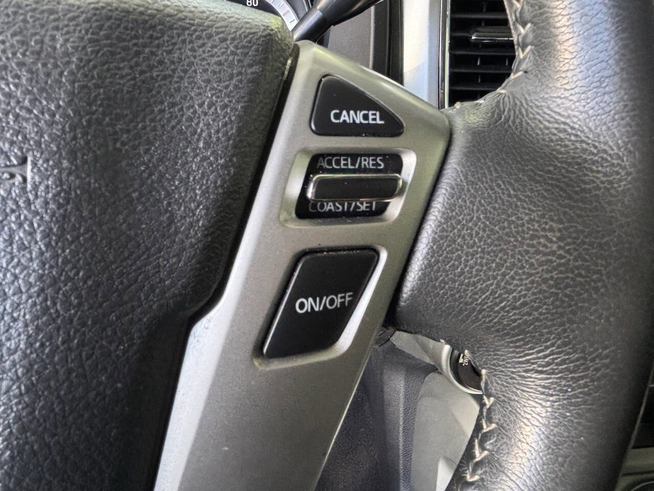 Used 2016 Nissan Titan PRO-4X AWD/4WD image 20
