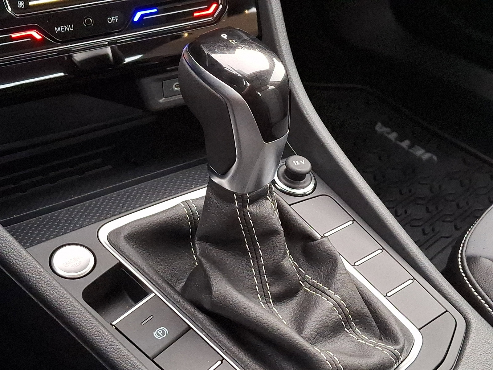 New 2026 Volkswagen Jetta SE image 8