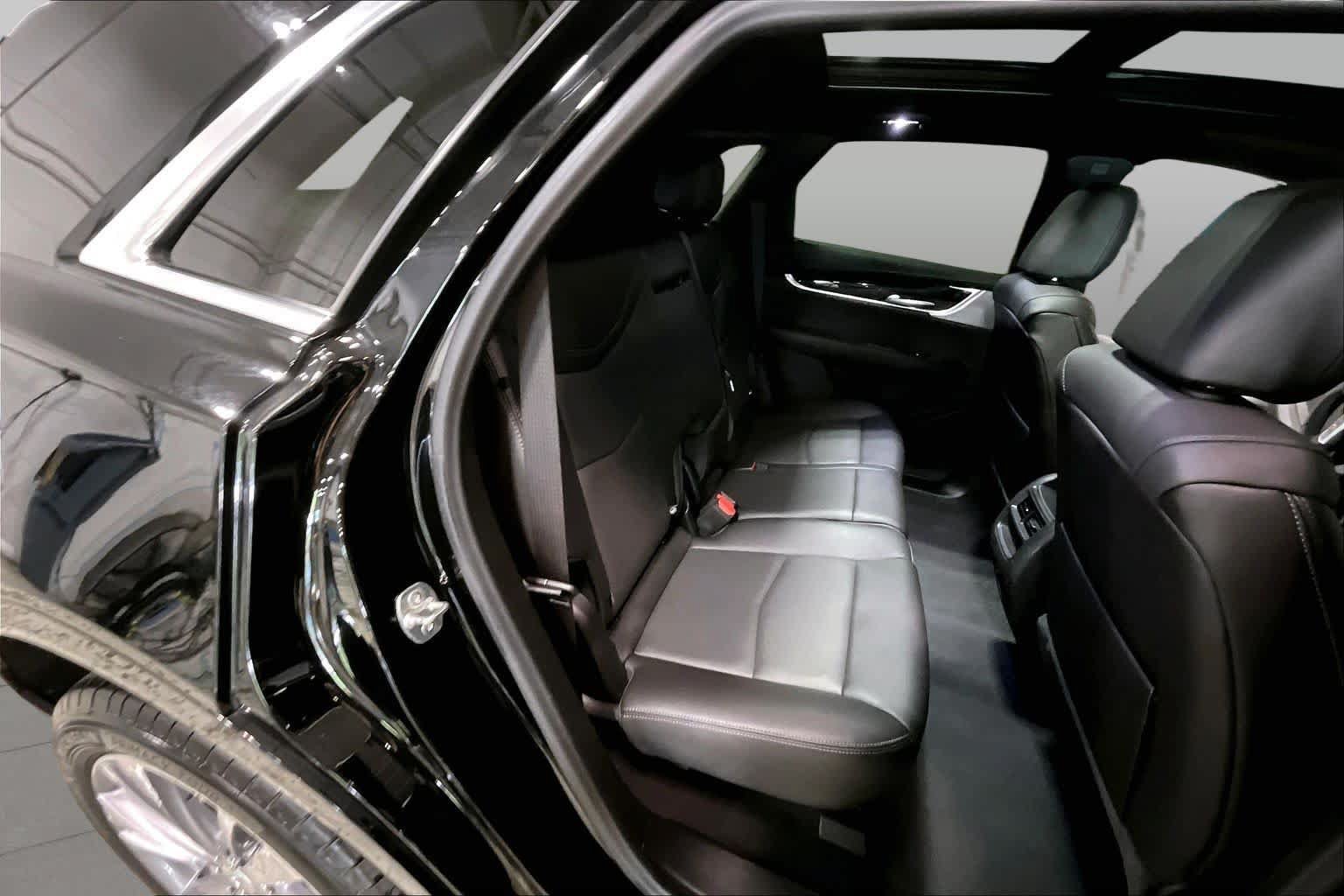 Used 2025 Cadillac XT5 Premium Luxury AWD/4WD image 20