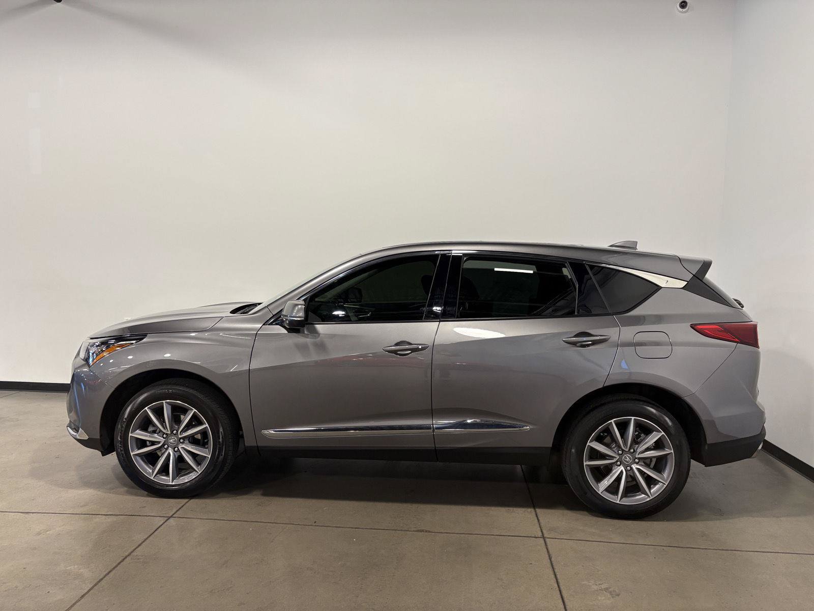 Used 2024 Acura RDX w/ Technology Package AWD/4WD image 7