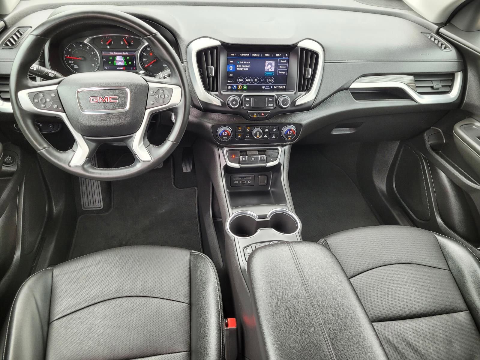 Used 2024 GMC Terrain SLT AWD/4WD image 17