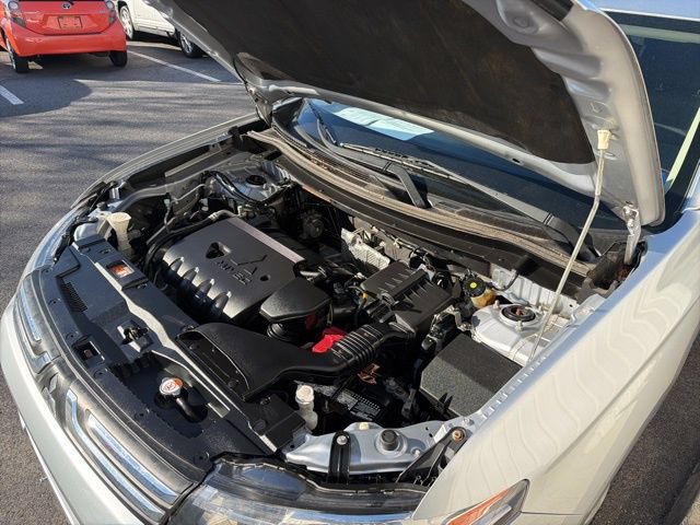 Used 2014 Mitsubishi Outlander ES FWD image 12