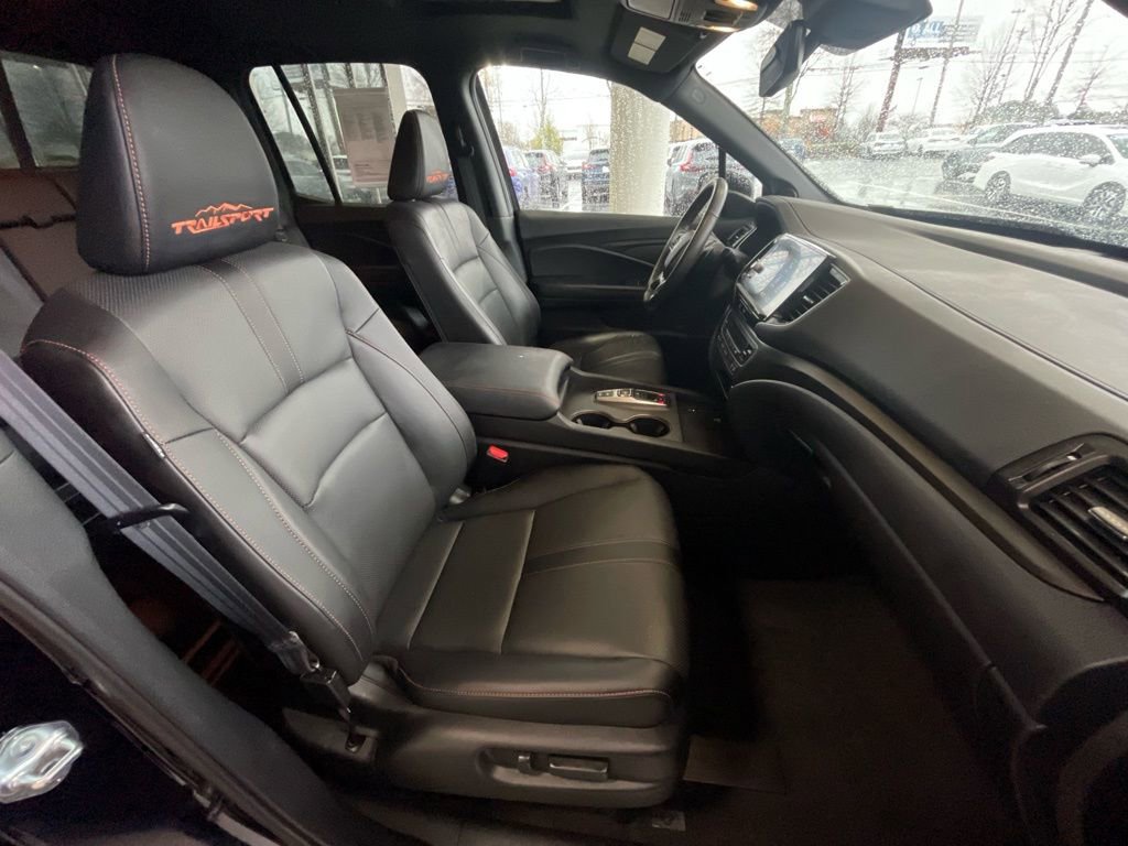 Certified 2025 Honda Ridgeline TrailSport+ image 33