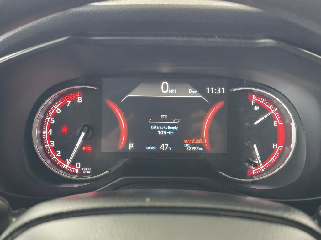 Used 2025 Toyota RAV4 LE image 27