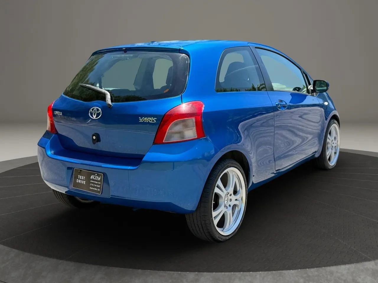 Used 2008 Toyota Yaris S FWD image 6