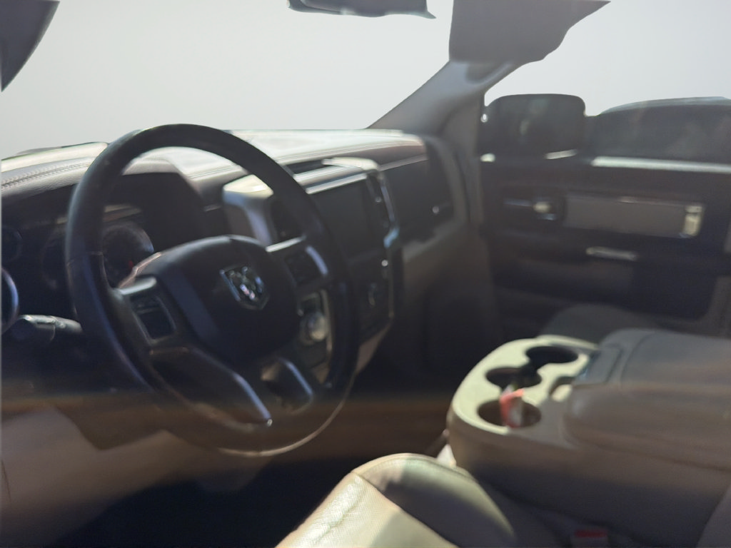 Used 2017 RAM 1500 Laramie RWD image 12