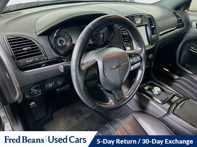 Used 2017 Chrysler 300 S image 10