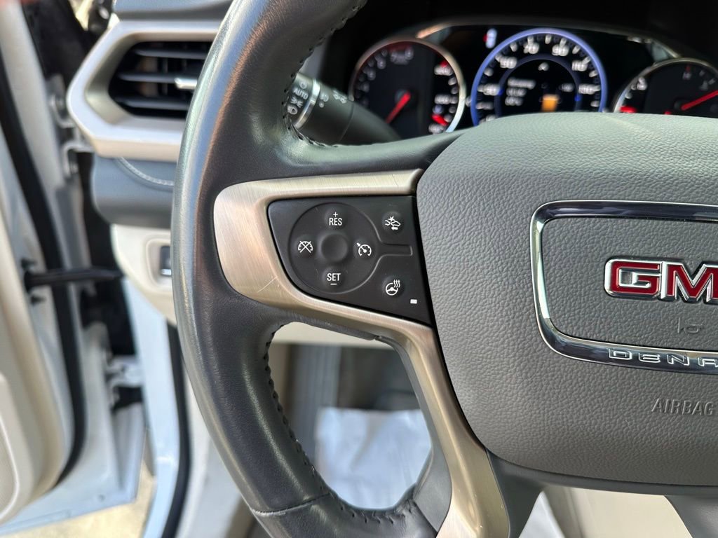 Used 2022 GMC Acadia Denali w/ Denali Ultimate Package image 16