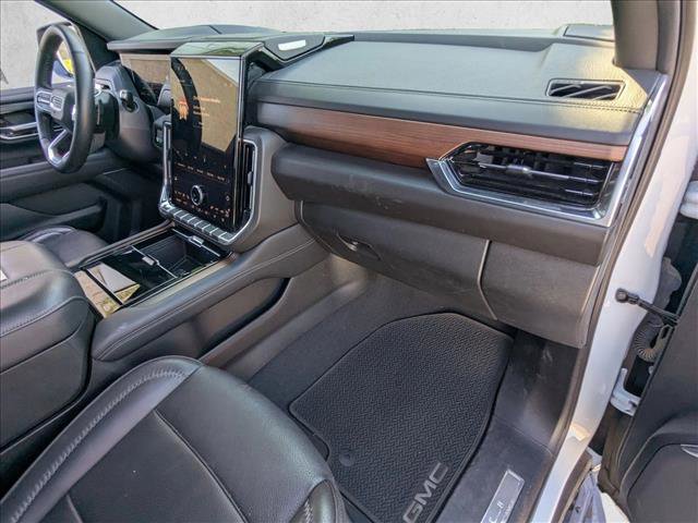 Used 2025 GMC Yukon Denali image 23