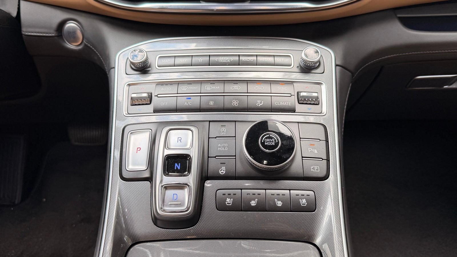 Used 2023 Hyundai Santa Fe Calligraphy FWD image 19