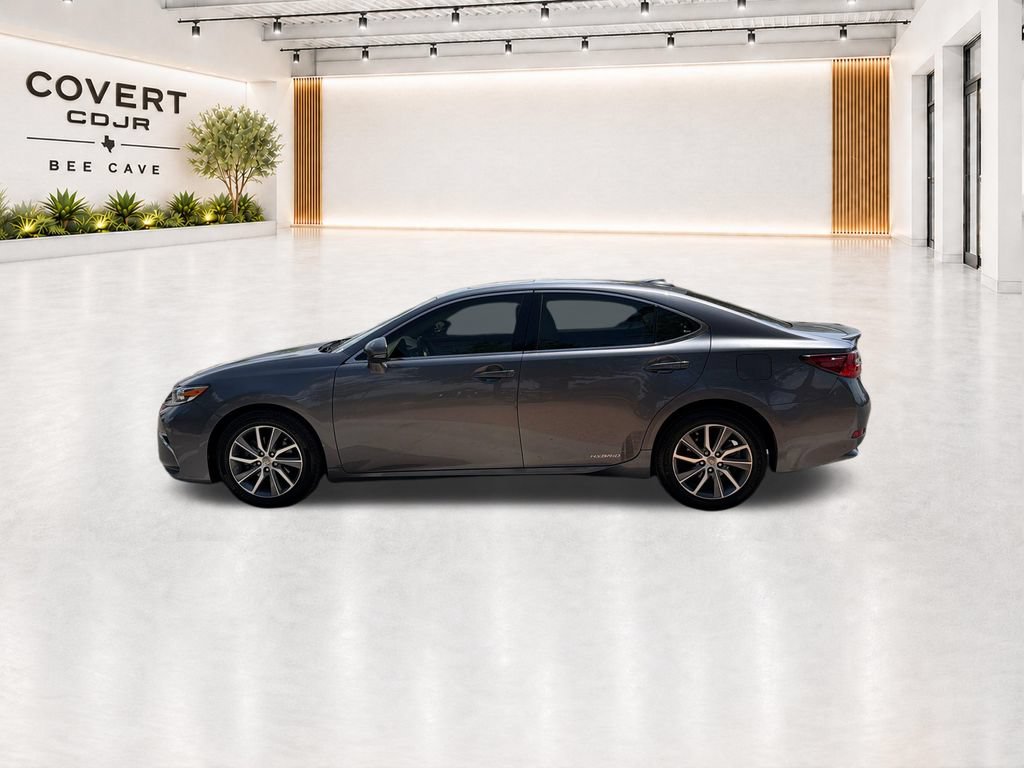 Used 2016 Lexus ES 300h w/ Luxury Package w/Wood Trim FWD image 7