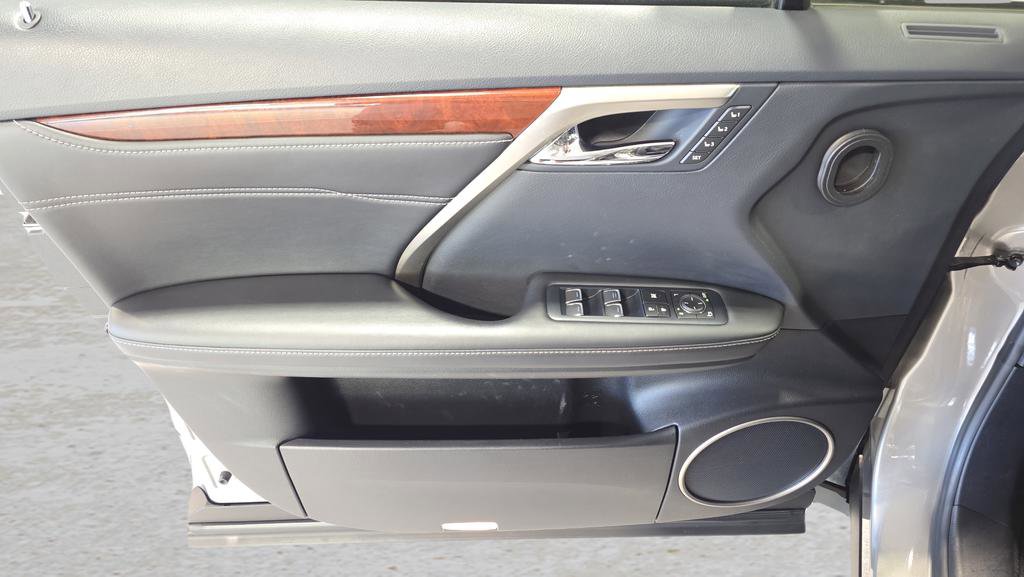 Used 2018 Lexus RX 350L 350L image 9