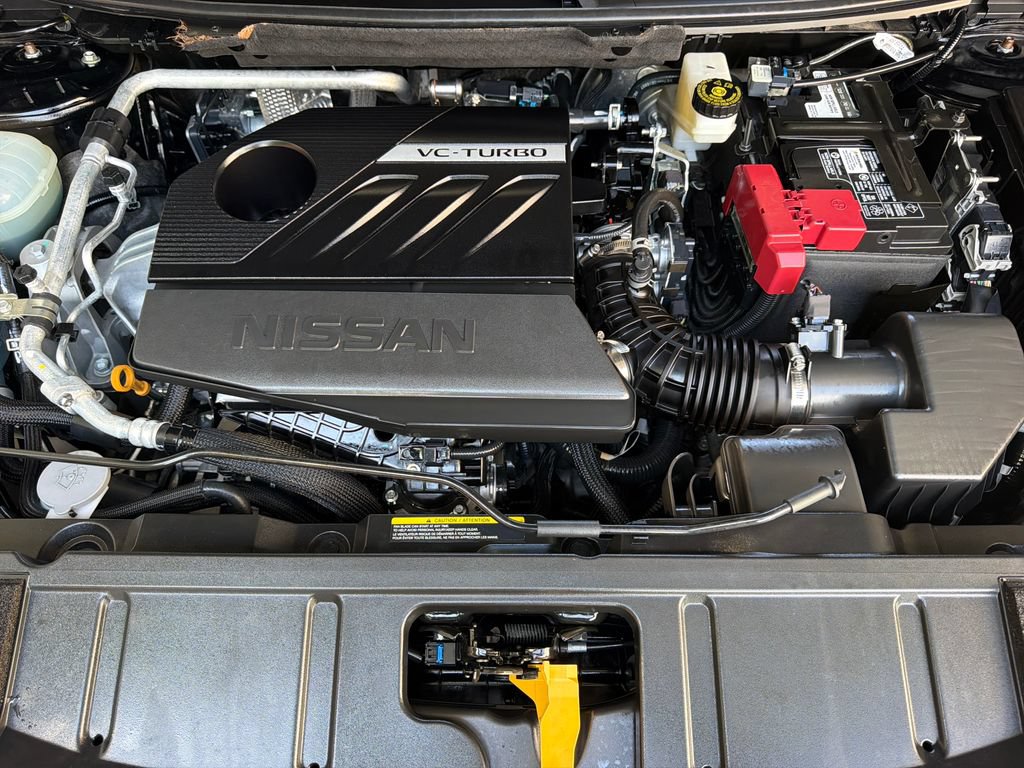 Used 2023 Nissan Rogue SV FWD image 35
