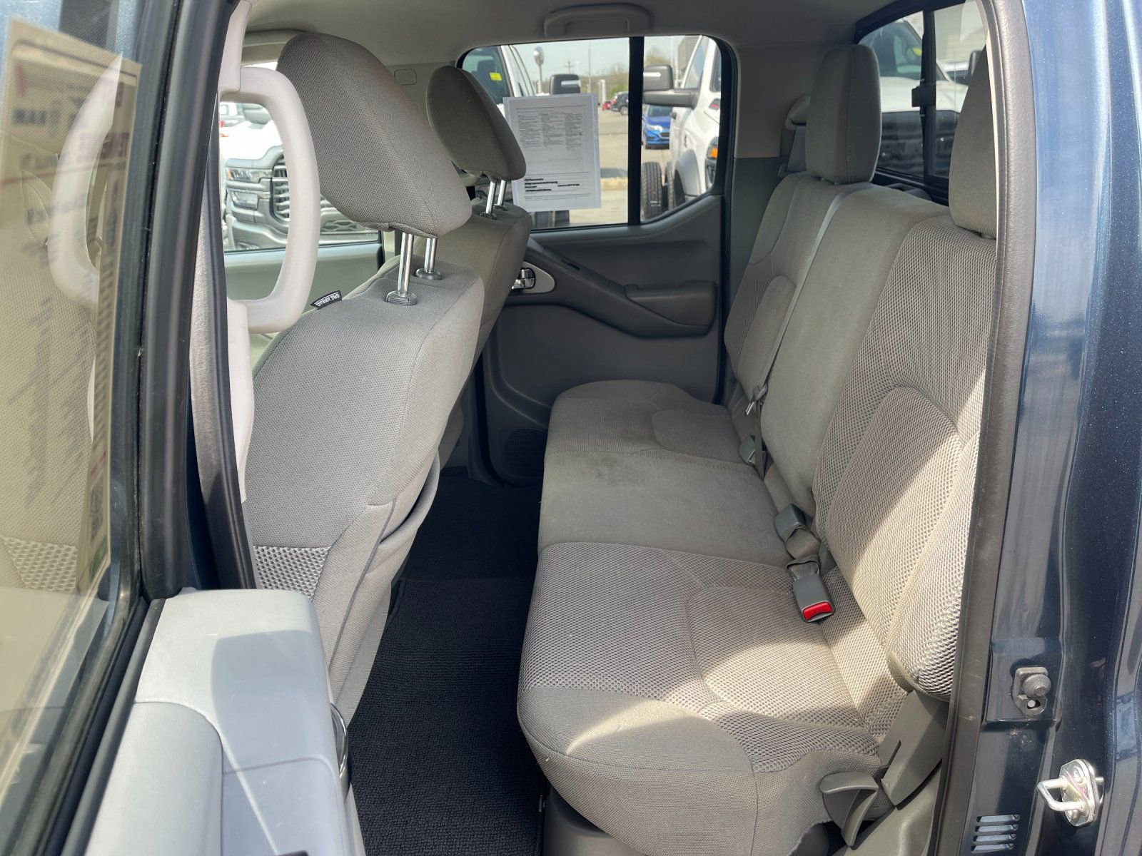 Used 2021 Nissan Frontier SV image 14