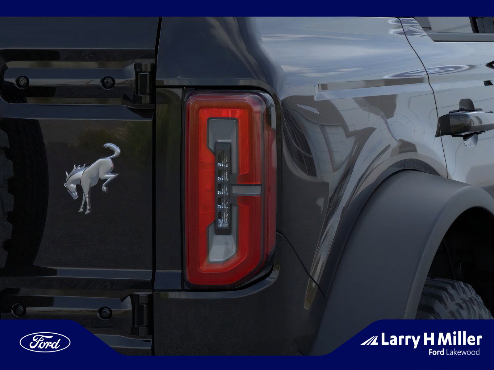 New 2025 Ford Bronco Outer Banks w/ Sasquatch Package image 23