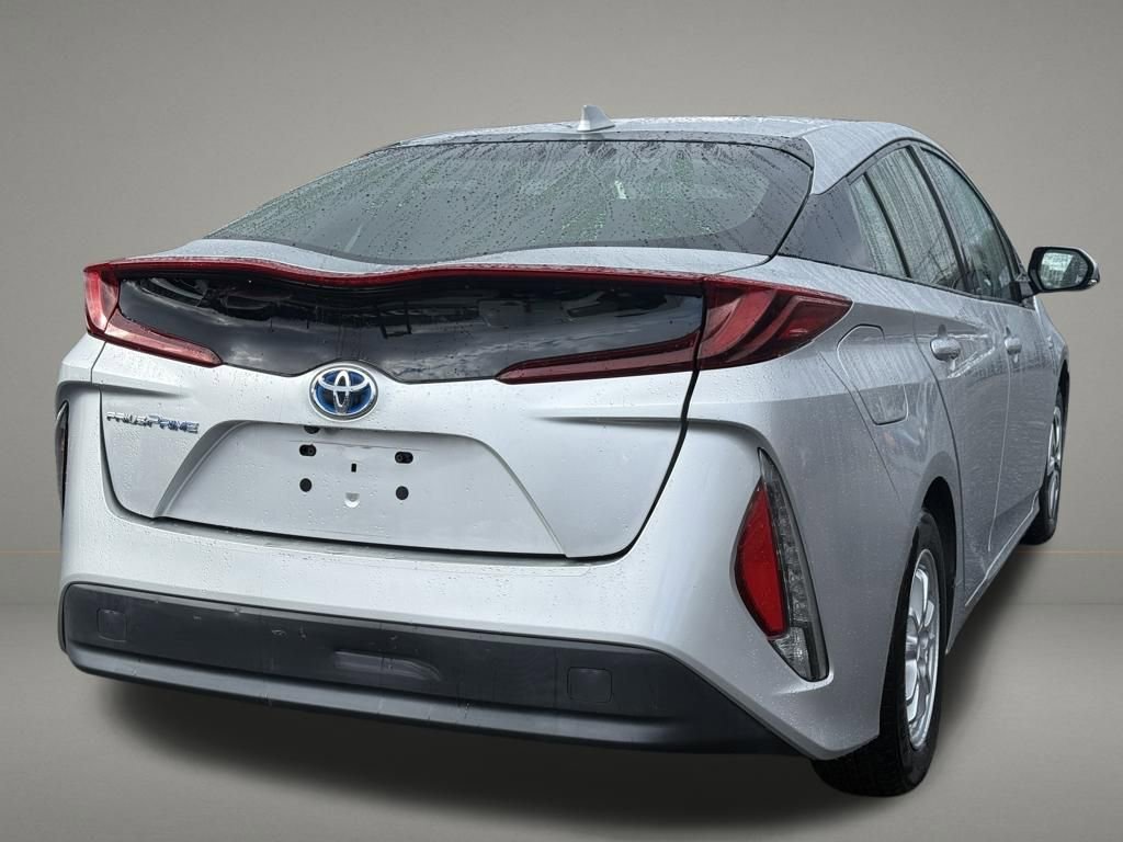 Used 2018 Toyota Prius Prime Plus image 5