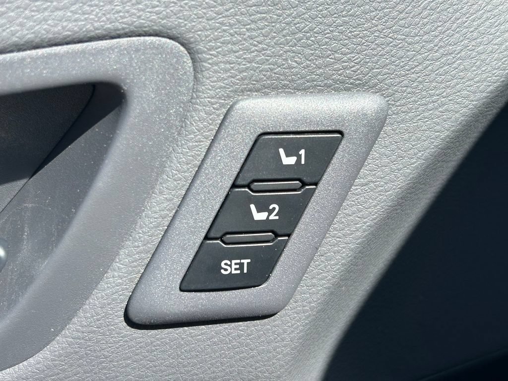 Certified 2024 Toyota Sienna XSE w/ XSE Premium Package AWD/4WD image 28
