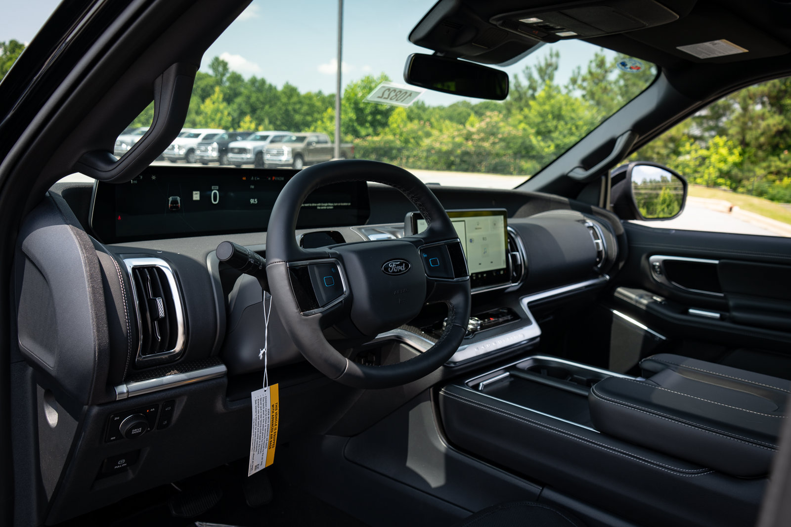 New 2026 Ford Expedition Platinum w/ Stealth Performance Package AWD/4WD image 21