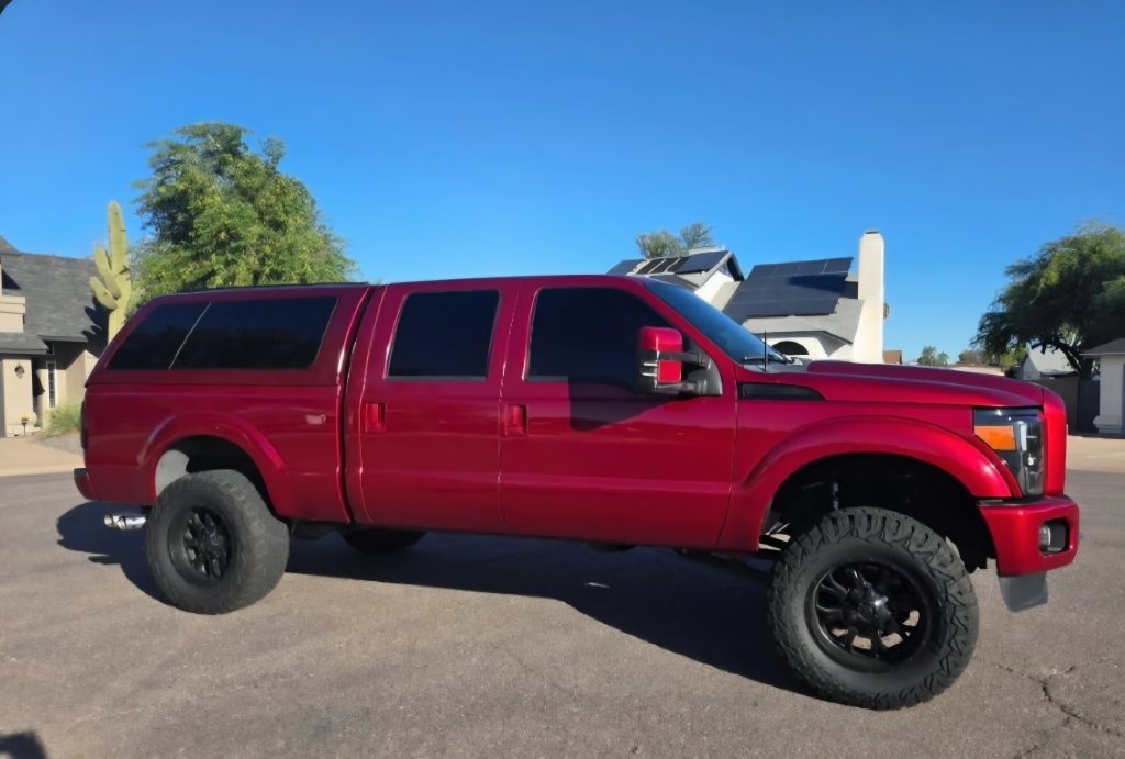 Used 2015 Ford F250 Platinum w/ FX4 Off-Road Package AWD/4WD image 4