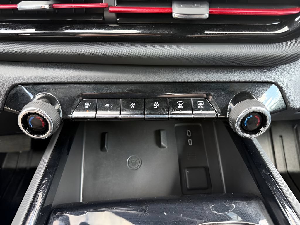 Used 2026 Chevrolet Silverado EV Trail Boss AWD/4WD image 20