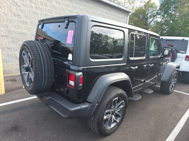 Used 2025 Jeep Wrangler Unlimited Sport S 4xe w/ Convenience Group AWD/4WD image 6