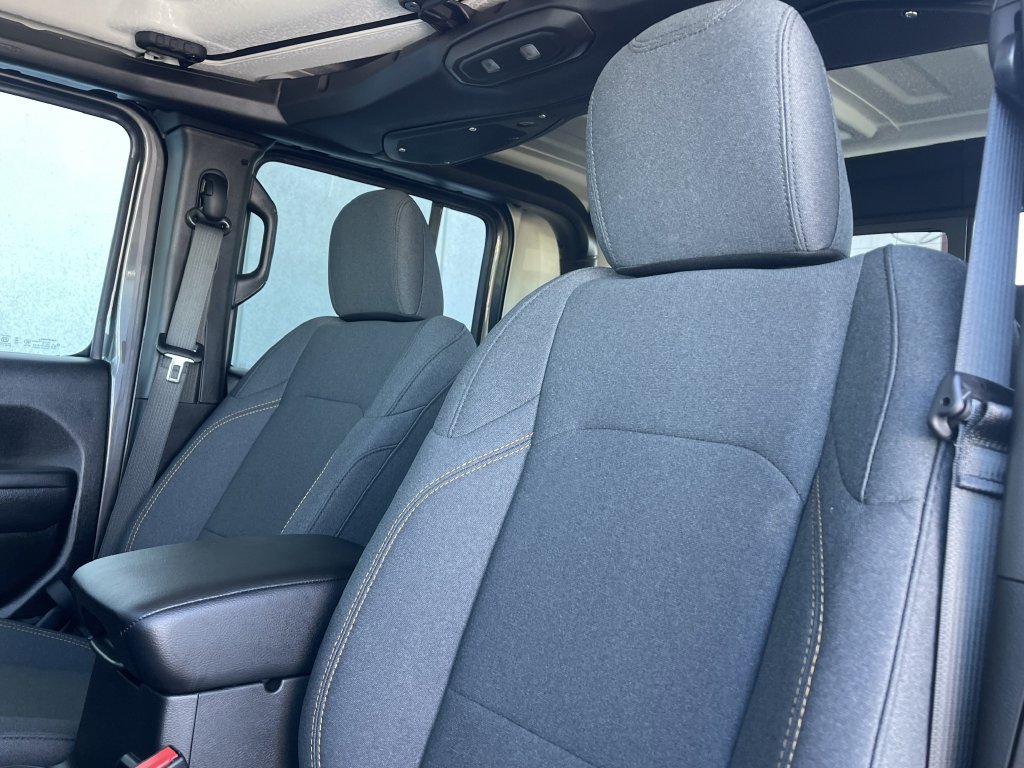 New 2026 Jeep Gladiator Sport AWD/4WD image 16