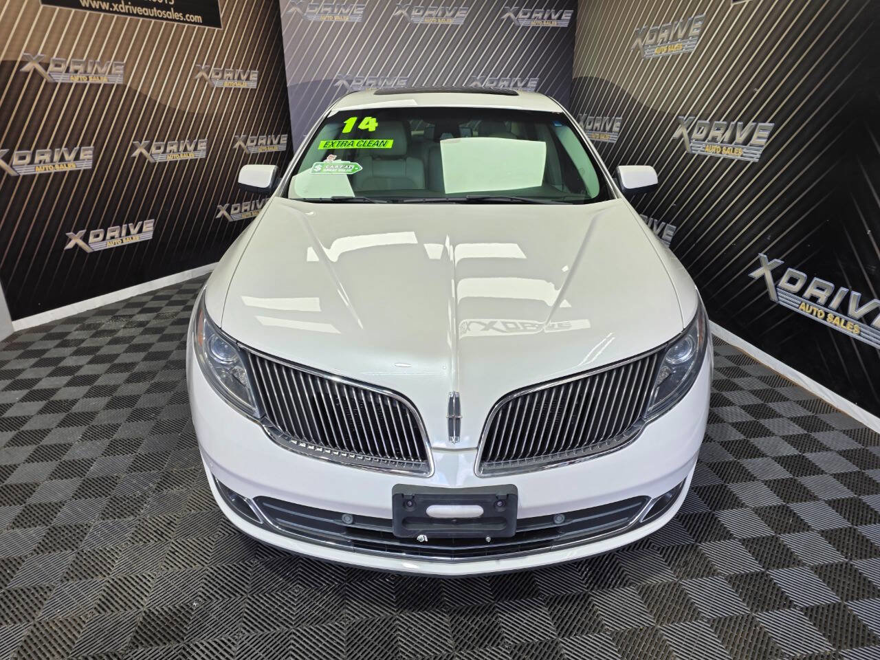 Used 2014 Lincoln MKS AWD w/ Equipment Group 201A image 5