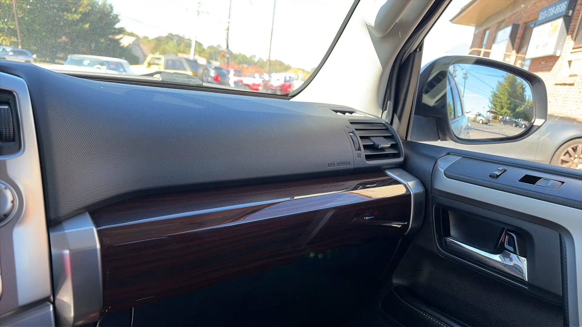 Used 2014 Toyota 4Runner Limited image 38