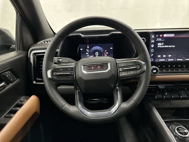 Used 2023 GMC Canyon AT4 w/ AT4 Premium Package AWD/4WD image 15