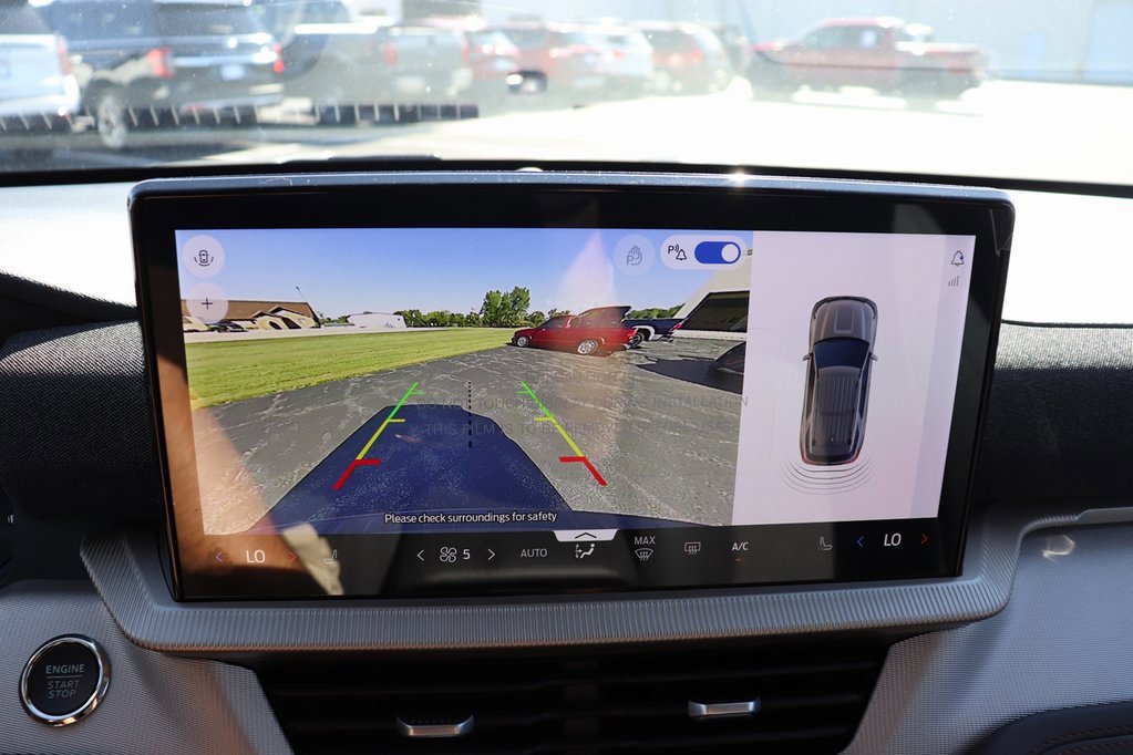 New 2026 Ford Explorer Active image 34