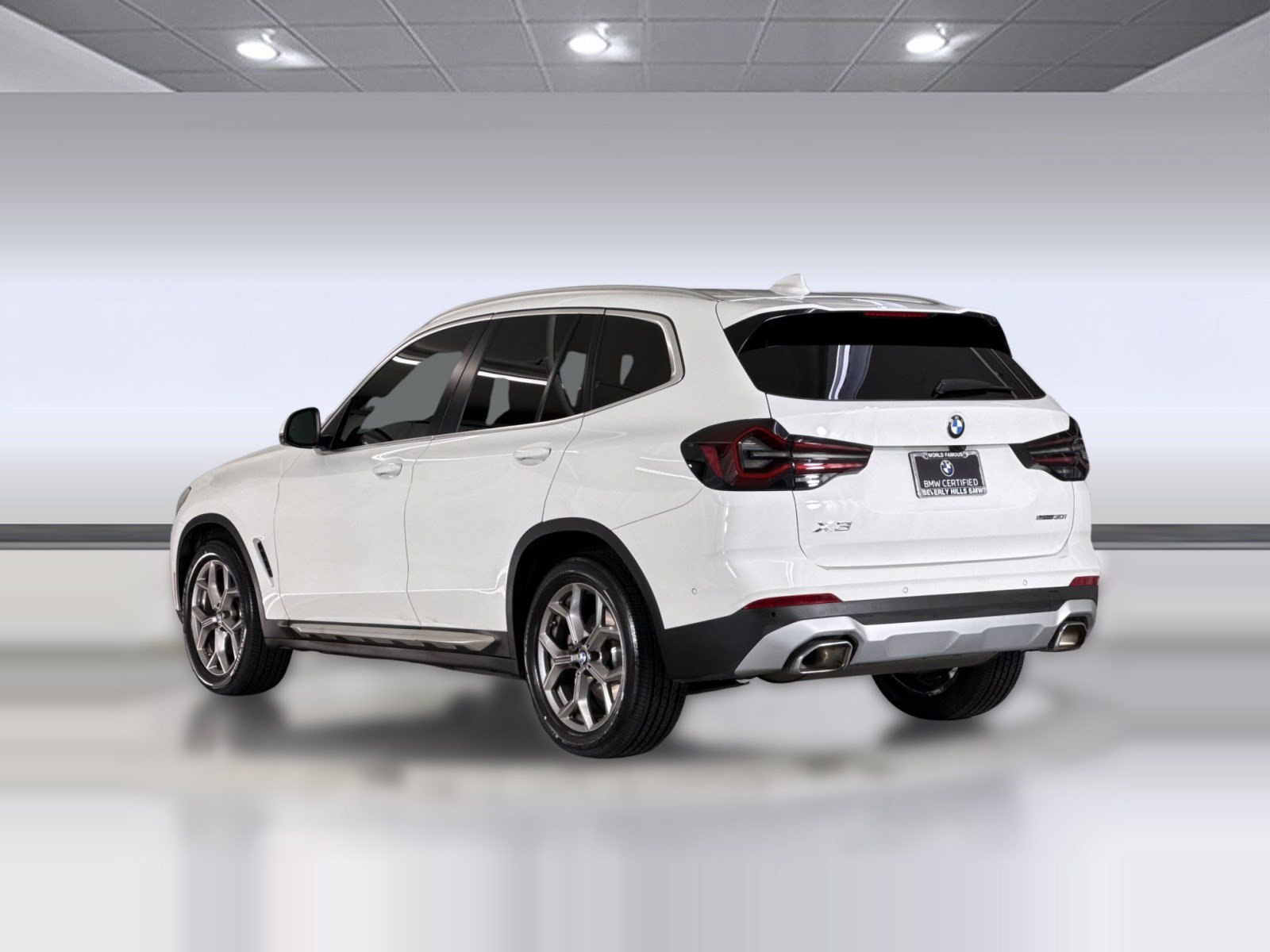 Certified 2024 BMW X3 sDrive30i w/ Convenience Package RWD image 3