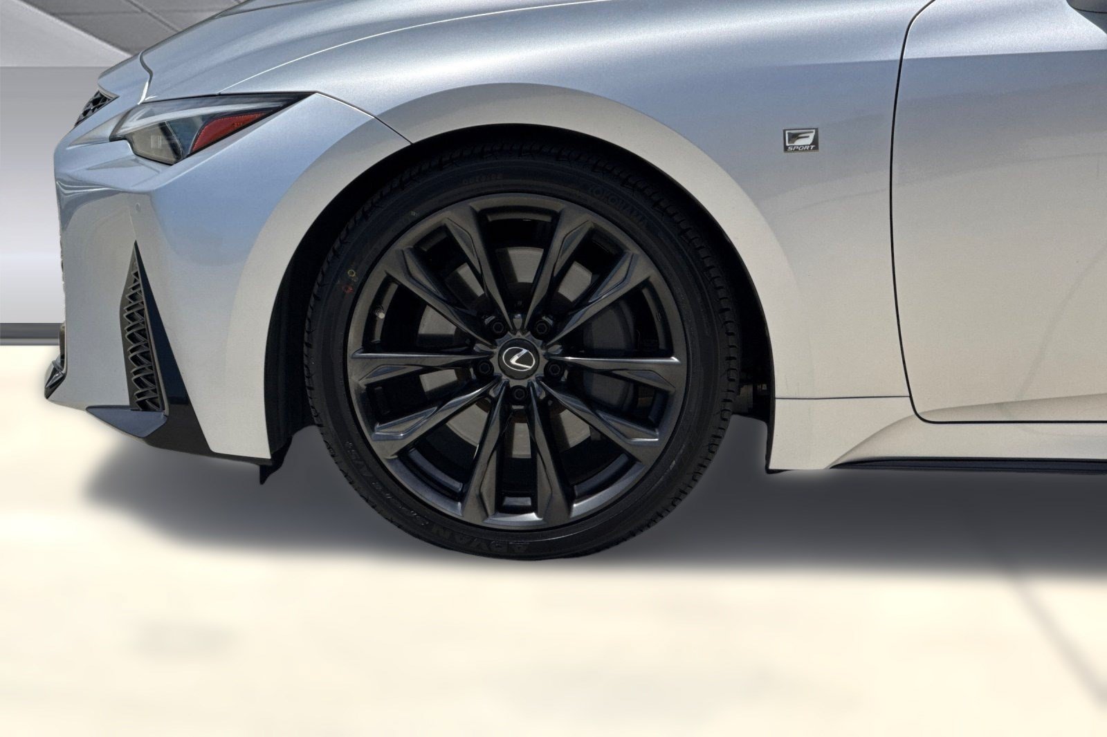 Used 2021 Lexus IS 350 F Sport RWD image 12
