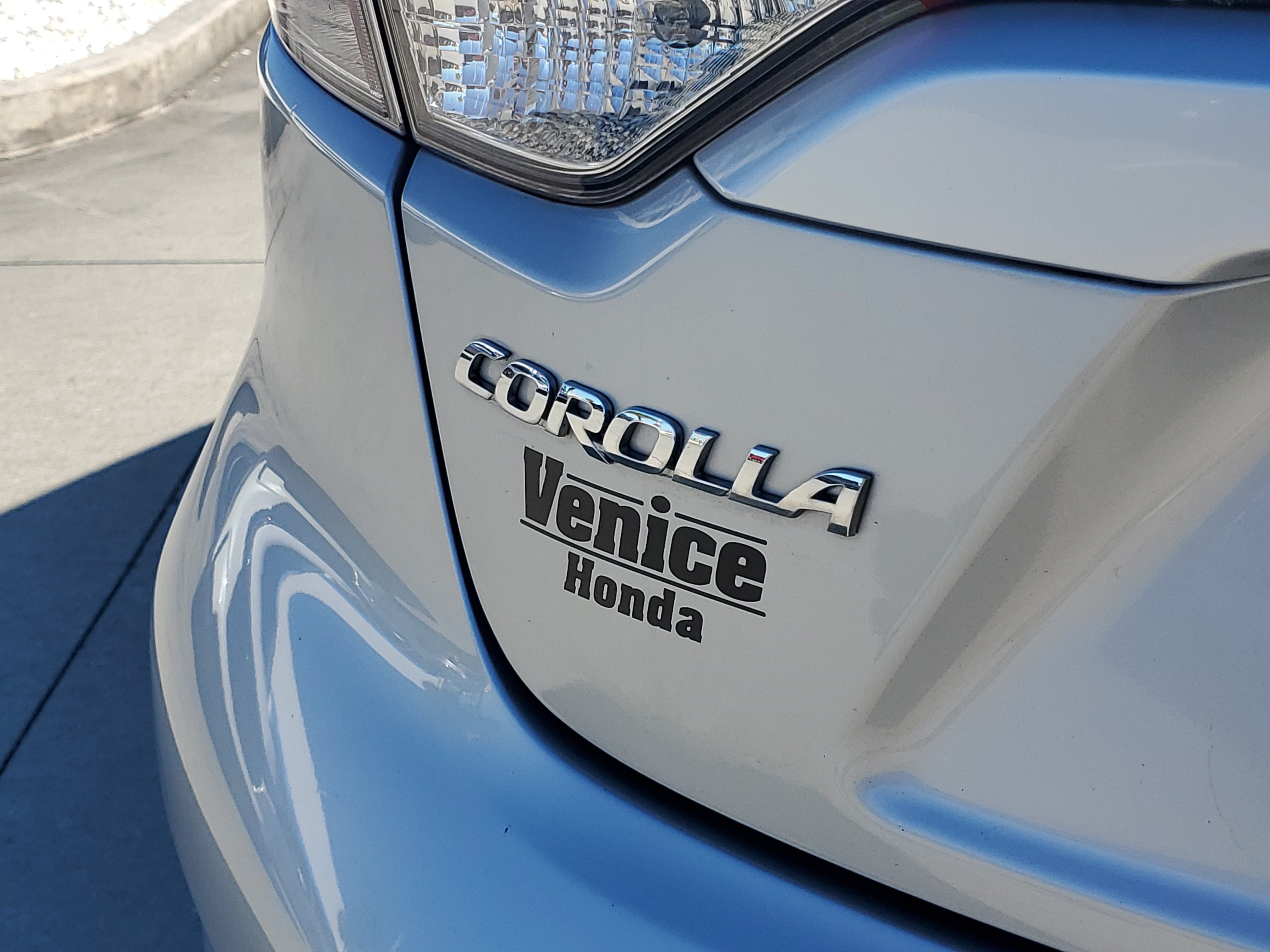 Used 2020 Toyota Corolla L FWD image 10